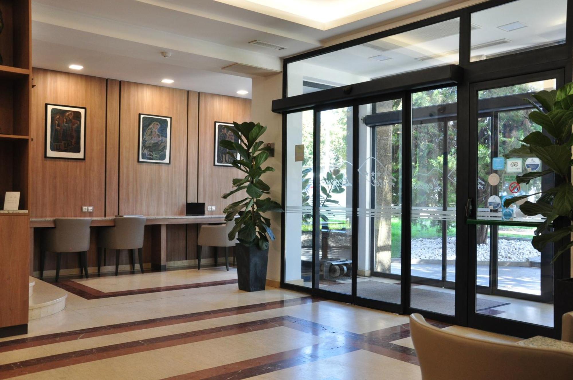 Legends Hotel Sofia Eksteriør billede